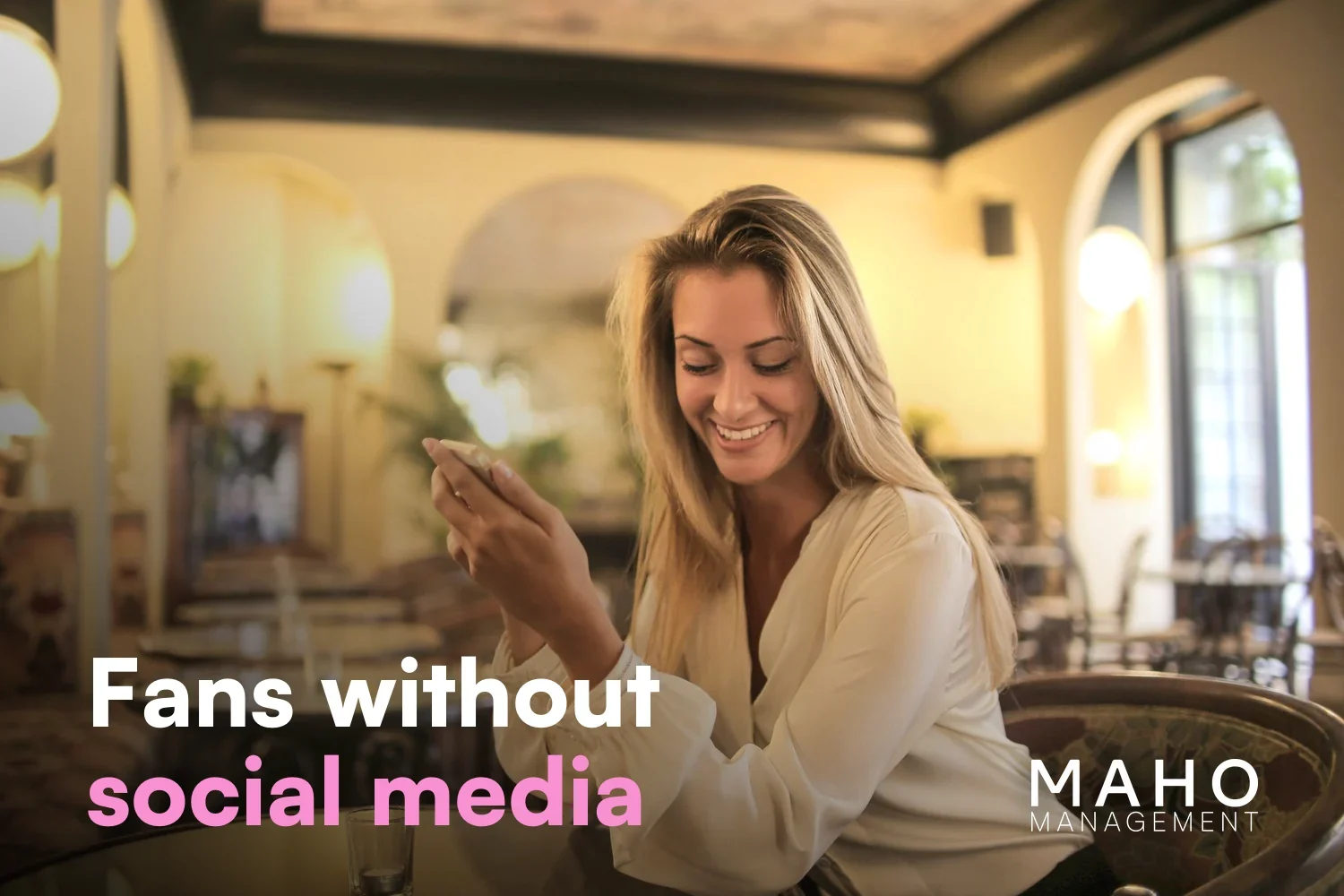 Cover image: Fans without social media